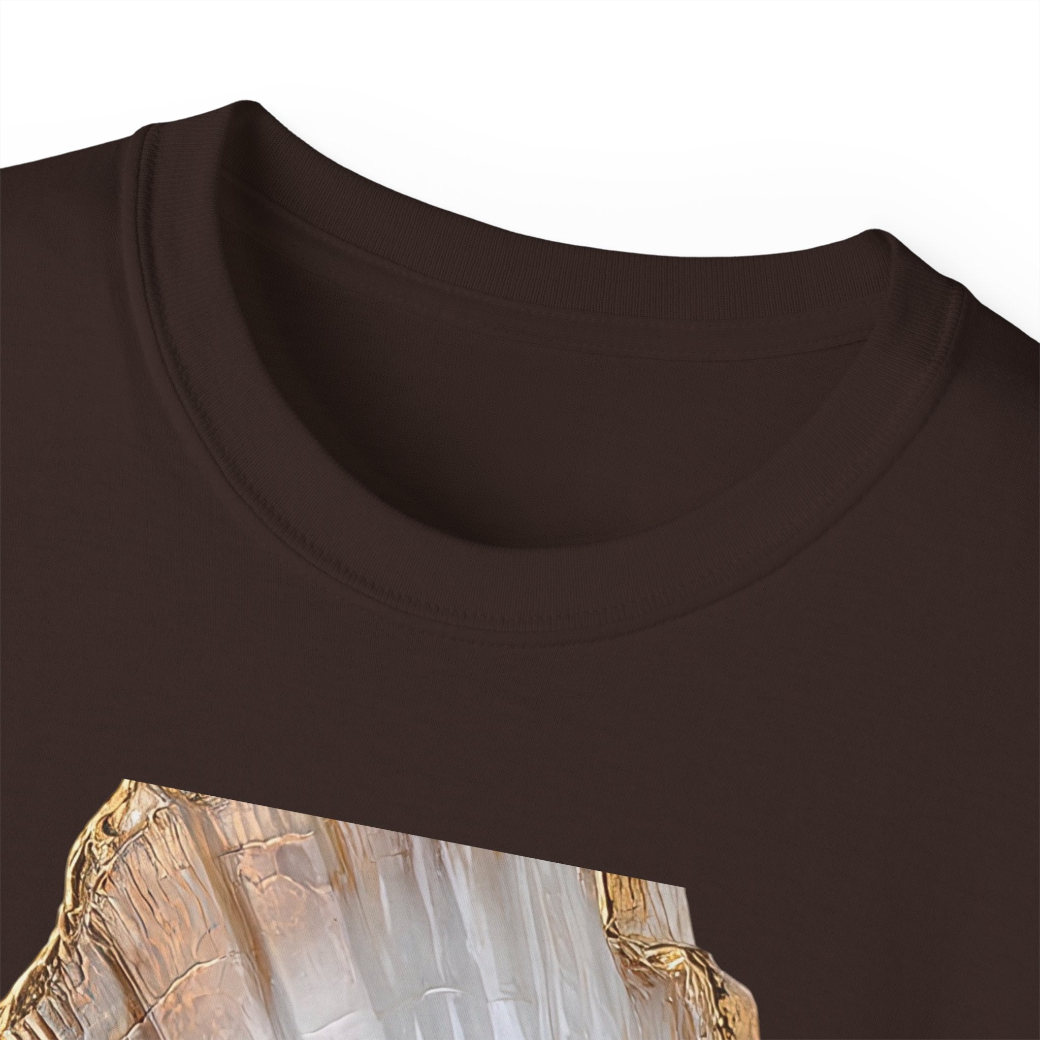 Vintage Glam Portrait T‑Shirt — Elegant Woman in Fur Graphic Tee