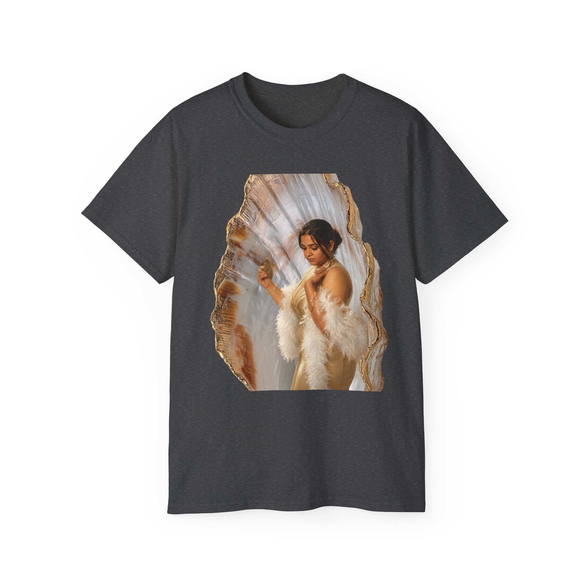 Vintage Glam Portrait T‑Shirt — Elegant Woman in Fur Graphic Tee