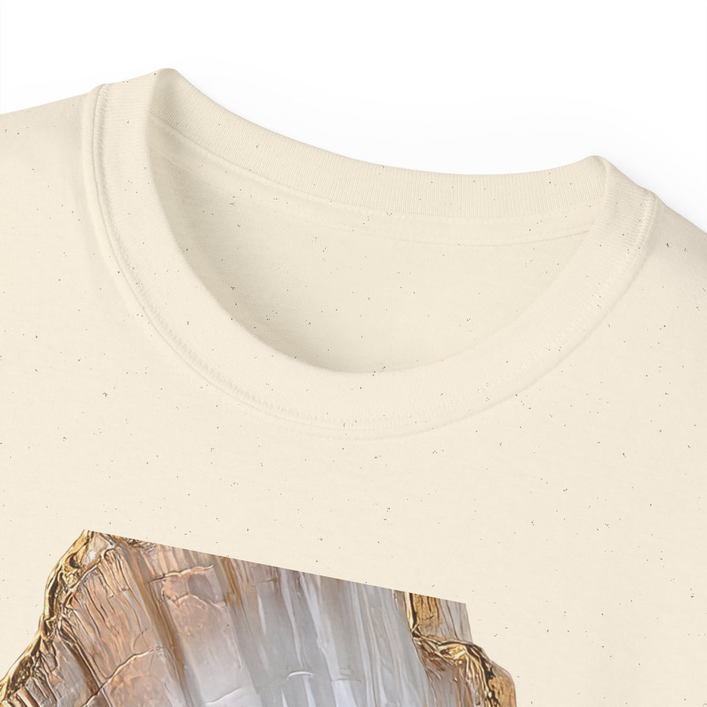 Vintage Glam Portrait T‑Shirt — Elegant Woman in Fur Graphic Tee