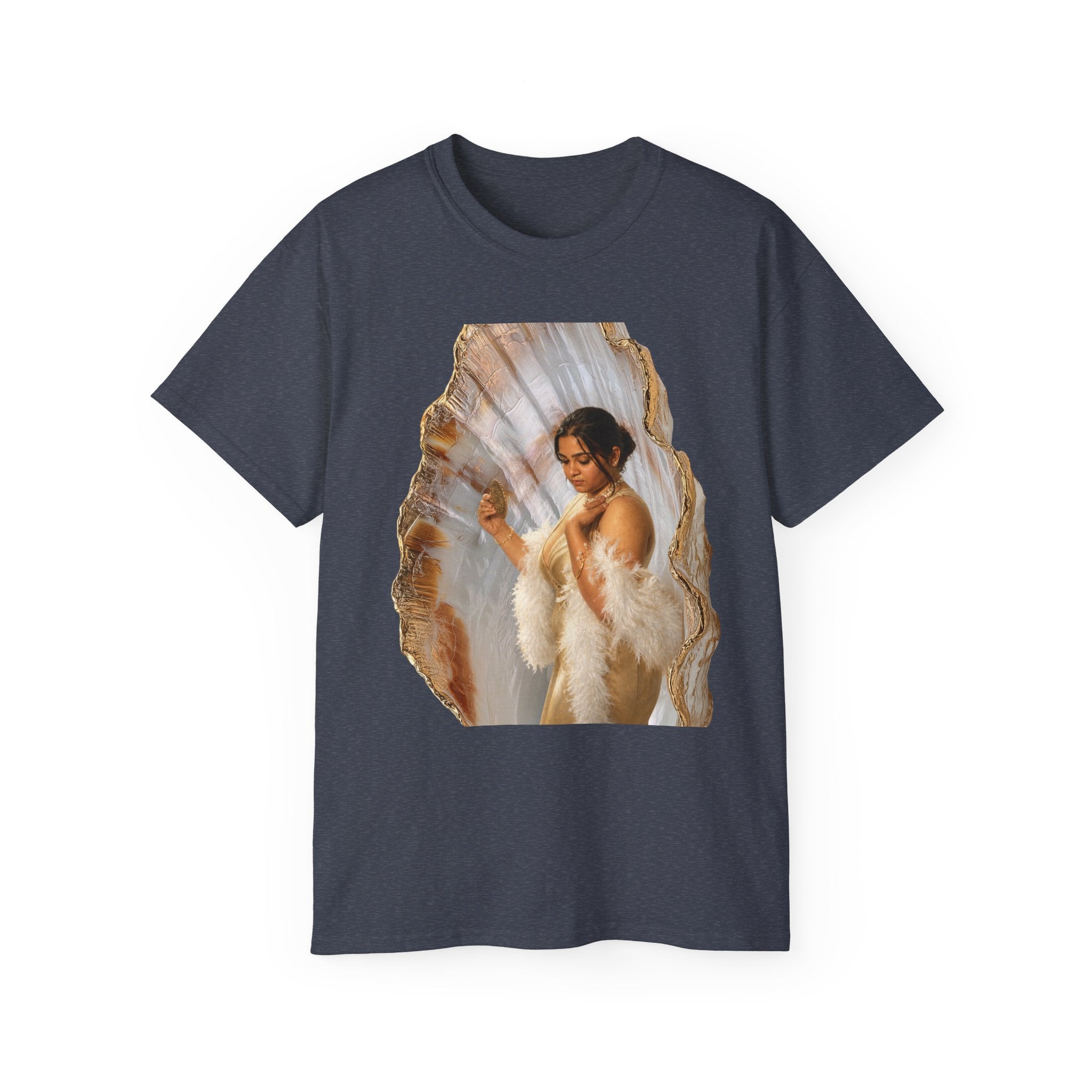 Vintage Glam Portrait T‑Shirt — Elegant Woman in Fur Graphic Tee