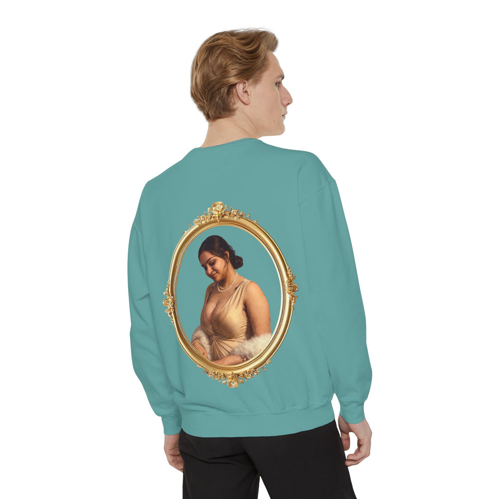 Portrait Sweatshirt — Vintage Frame Elegant Lady Graphic Pullover