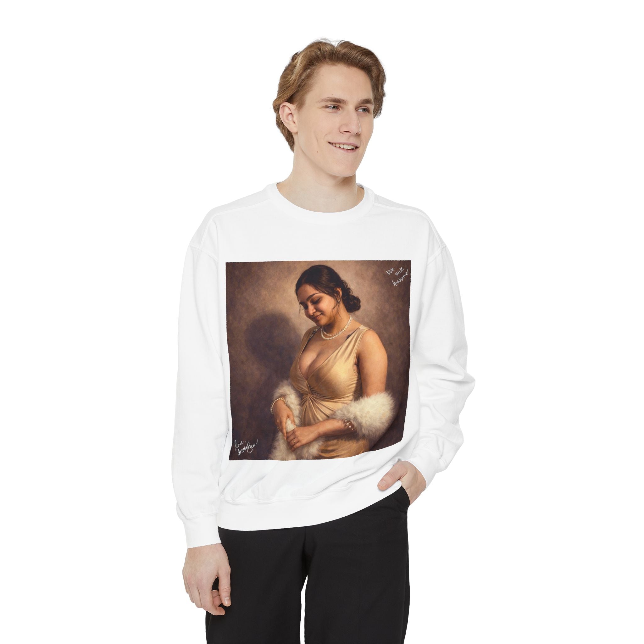 Portrait Sweatshirt — Vintage Frame Elegant Lady Graphic Pullover