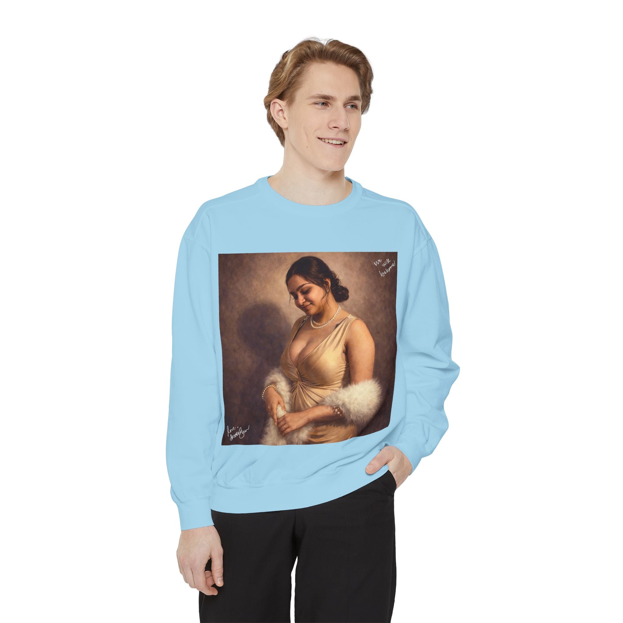 Portrait Sweatshirt — Vintage Frame Elegant Lady Graphic Pullover