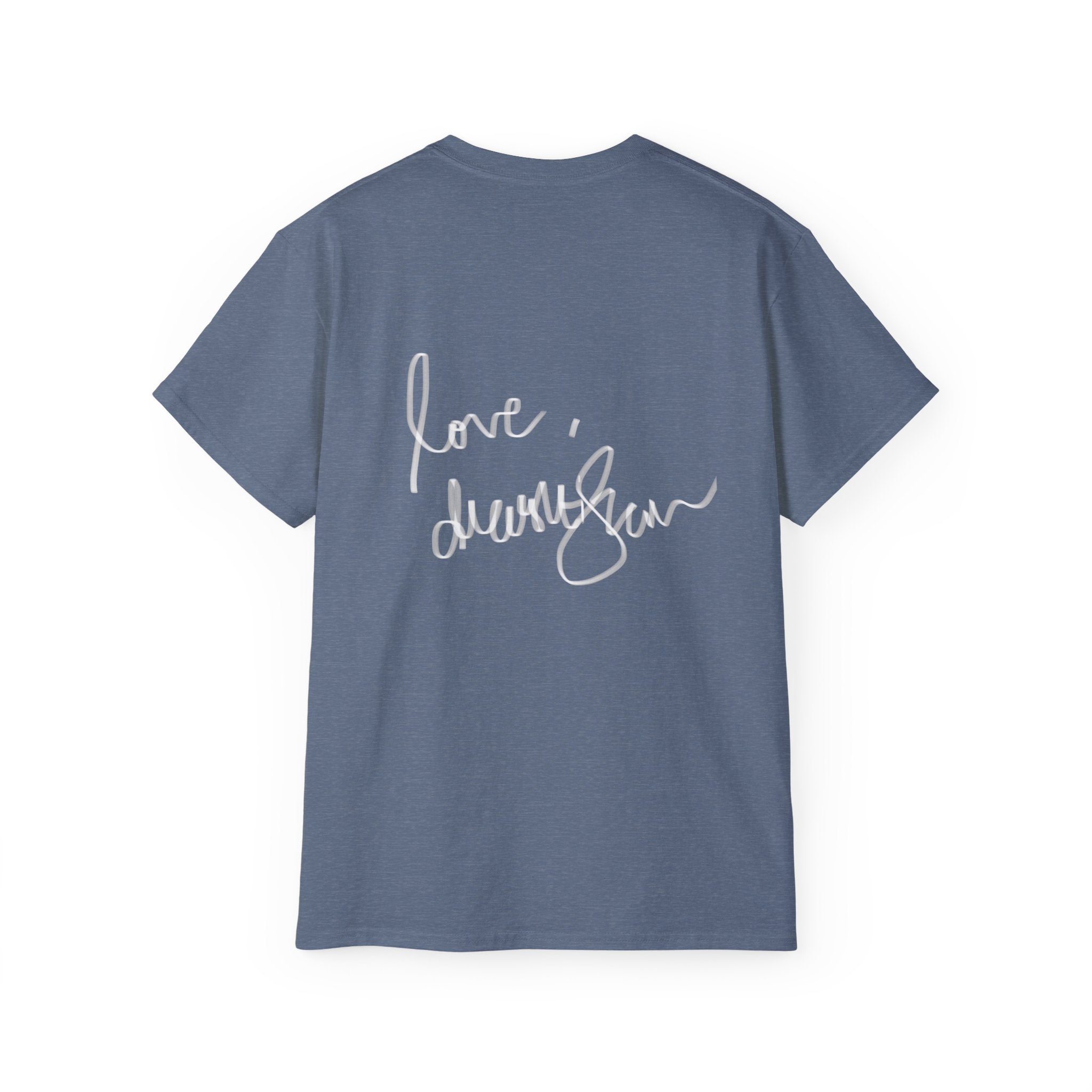 Vintage Glam Portrait T‑Shirt — Elegant Woman in Fur Graphic Tee