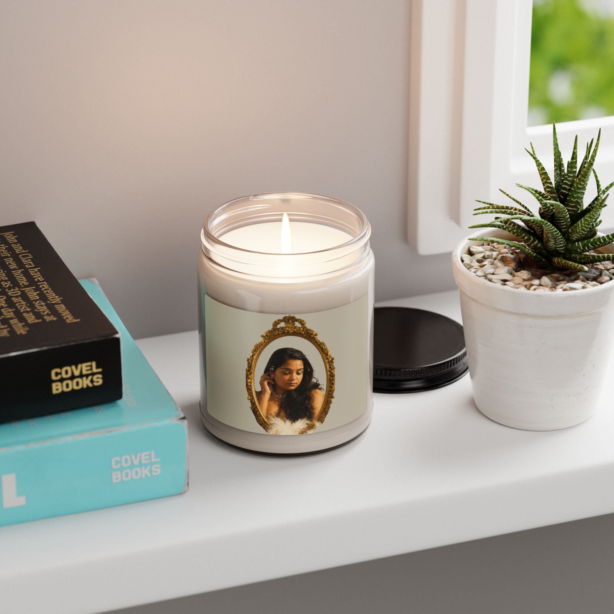 Vintage Mirror Portrait Scented Soy Candle — 9oz Relaxing Home Fragrance