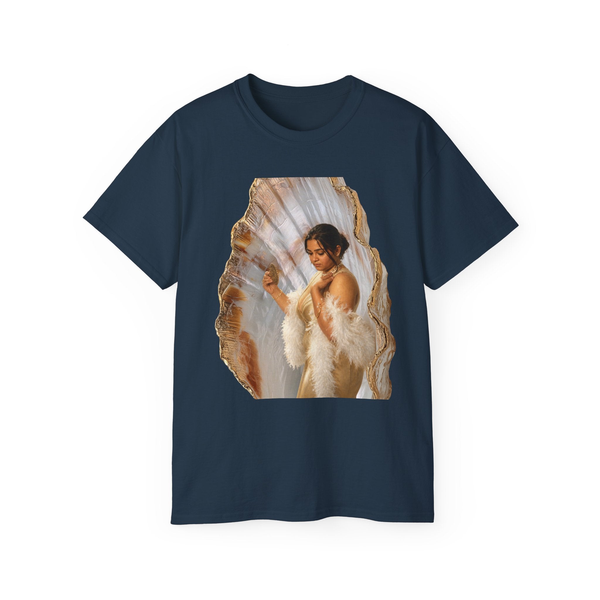 Vintage Glam Portrait T‑Shirt — Elegant Woman in Fur Graphic Tee