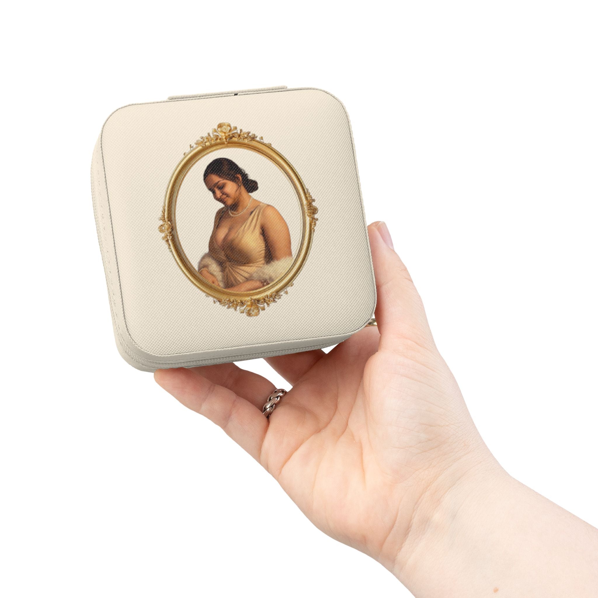 Vintage Portrait Jewelry Travel Case — Compact Pink Organizer for Rings, Earrings & Necklaces