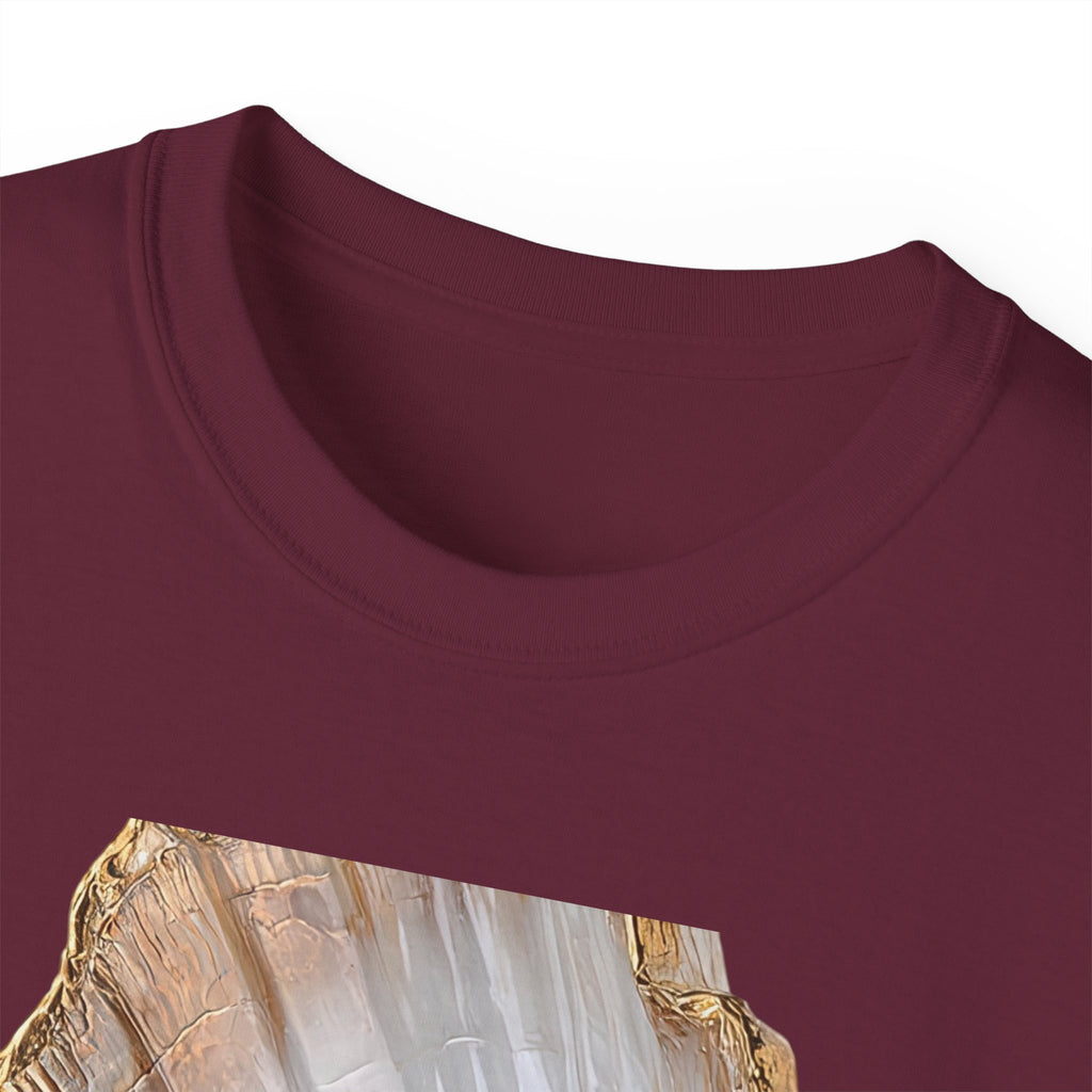 Vintage Glam Portrait T‑Shirt — Elegant Woman in Fur Graphic Tee