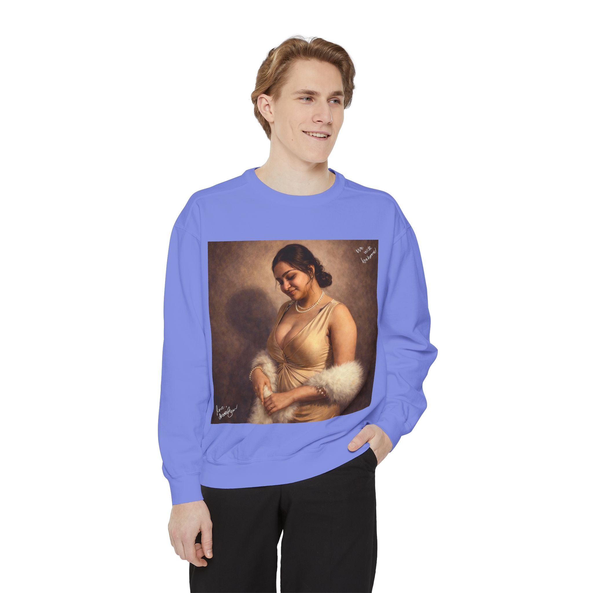 Portrait Sweatshirt — Vintage Frame Elegant Lady Graphic Pullover