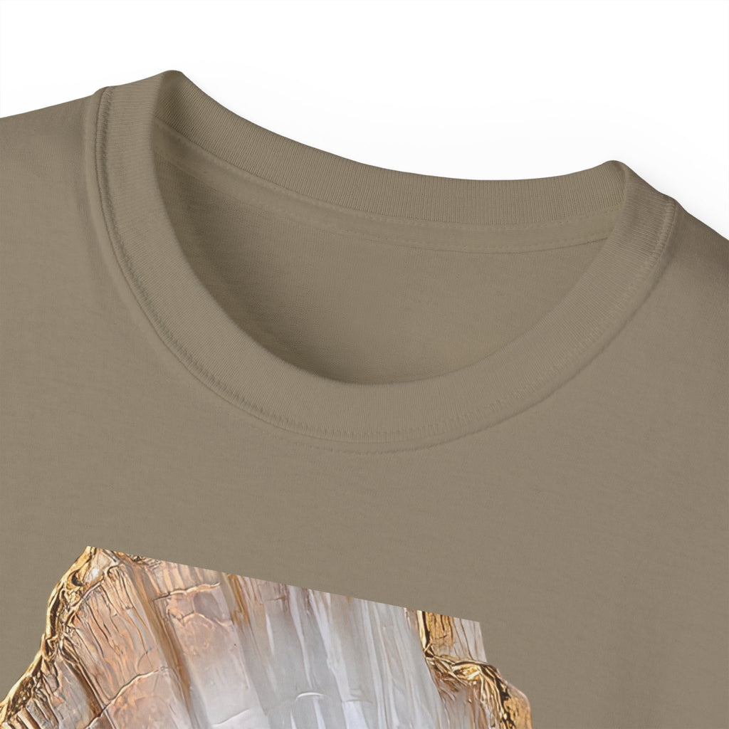 Vintage Glam Portrait T‑Shirt — Elegant Woman in Fur Graphic Tee